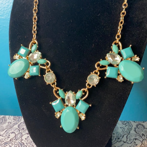 Kay K Couture Bumble Bee Statement Necklace - Picture 2 of 3